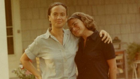 Photograph of Thea Spyer (left) with her arm around Edith Windsor (right).