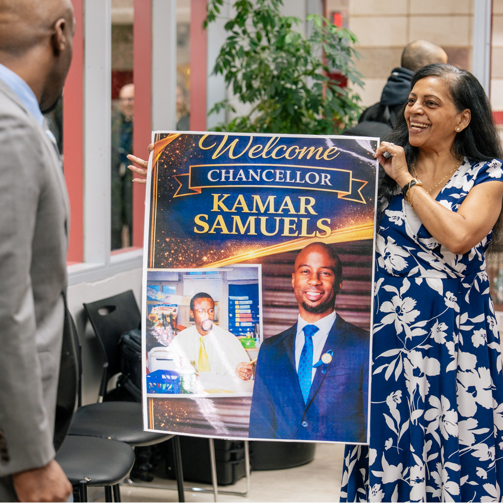 Chancellor See Welcome Poster at PS 194