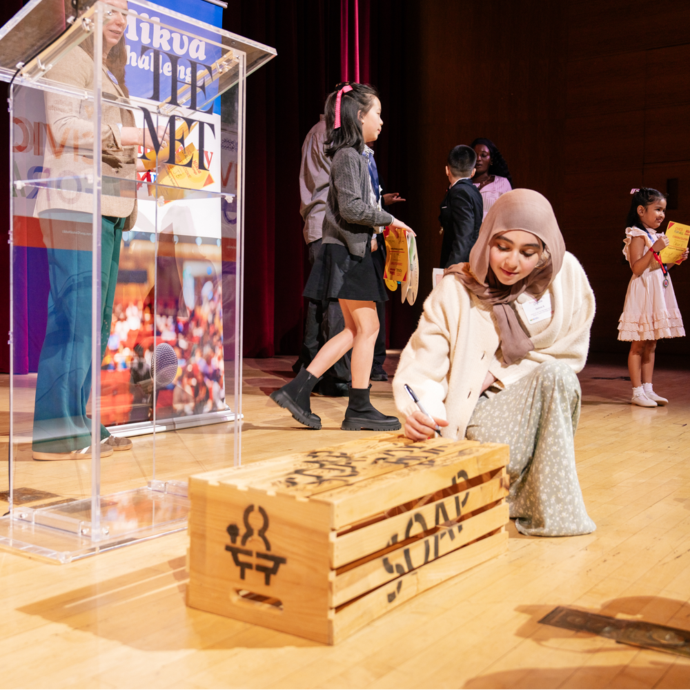 Student Signing Soapbox (SoapboxNYC 2026)